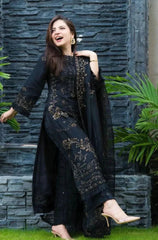 WINTER-3PC KHADDAR EMBROIDERED SHIRT WITH CHIFFON EMBROIDERED DUPATTA & TROUSER-4116