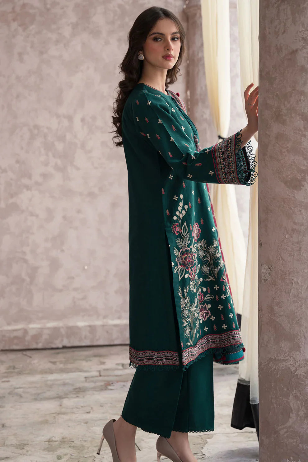 WINTER-3PC DHANAK EMBROIDERED WITH COUTRAI WOOL PRINT SHAWL & TROUSER-2611