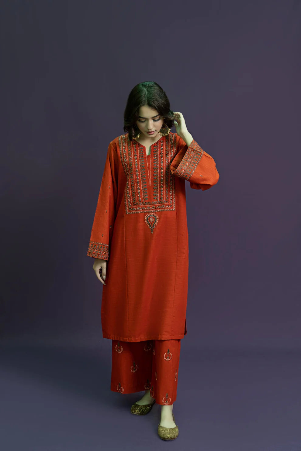 WINTER-2PC DHANAK EMBROIDRED SHIRT WITH AND EMBROIDRED TROUSER-3126
