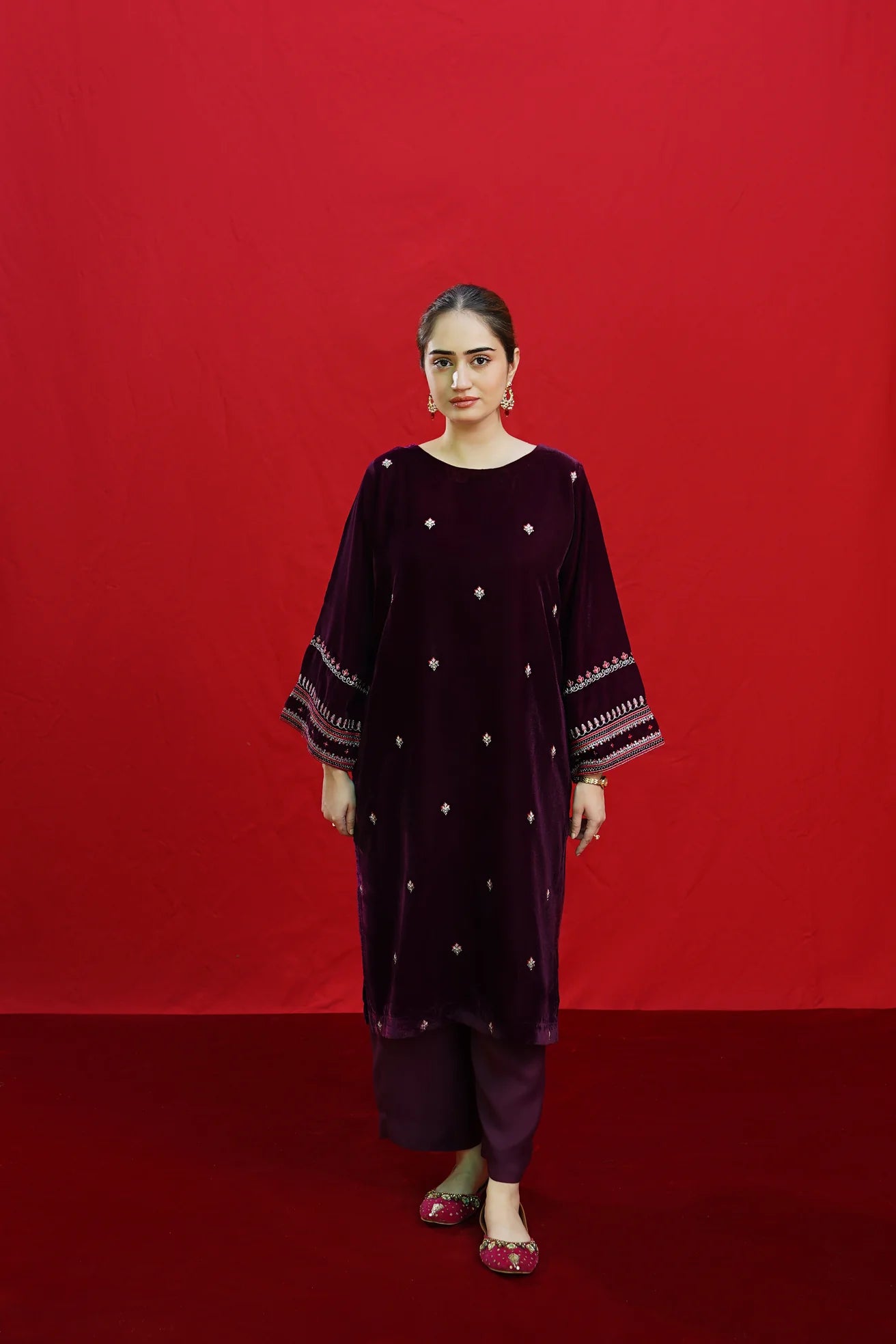 WINTER-2PC VELVET EMBROIDERED SHIRT WITH VELEVT EMBROIDERED SLEEVES-D-19-MICROO-9000