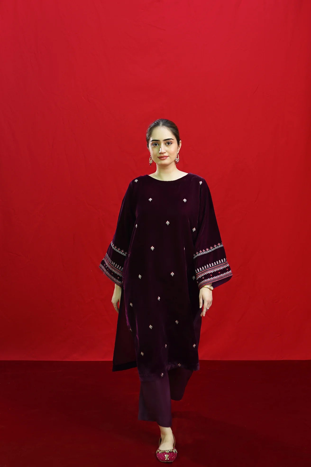 WINTER-2PC VELVET EMBROIDERED SHIRT WITH VELEVT EMBROIDERED SLEEVES-D-19-MICROO-9000