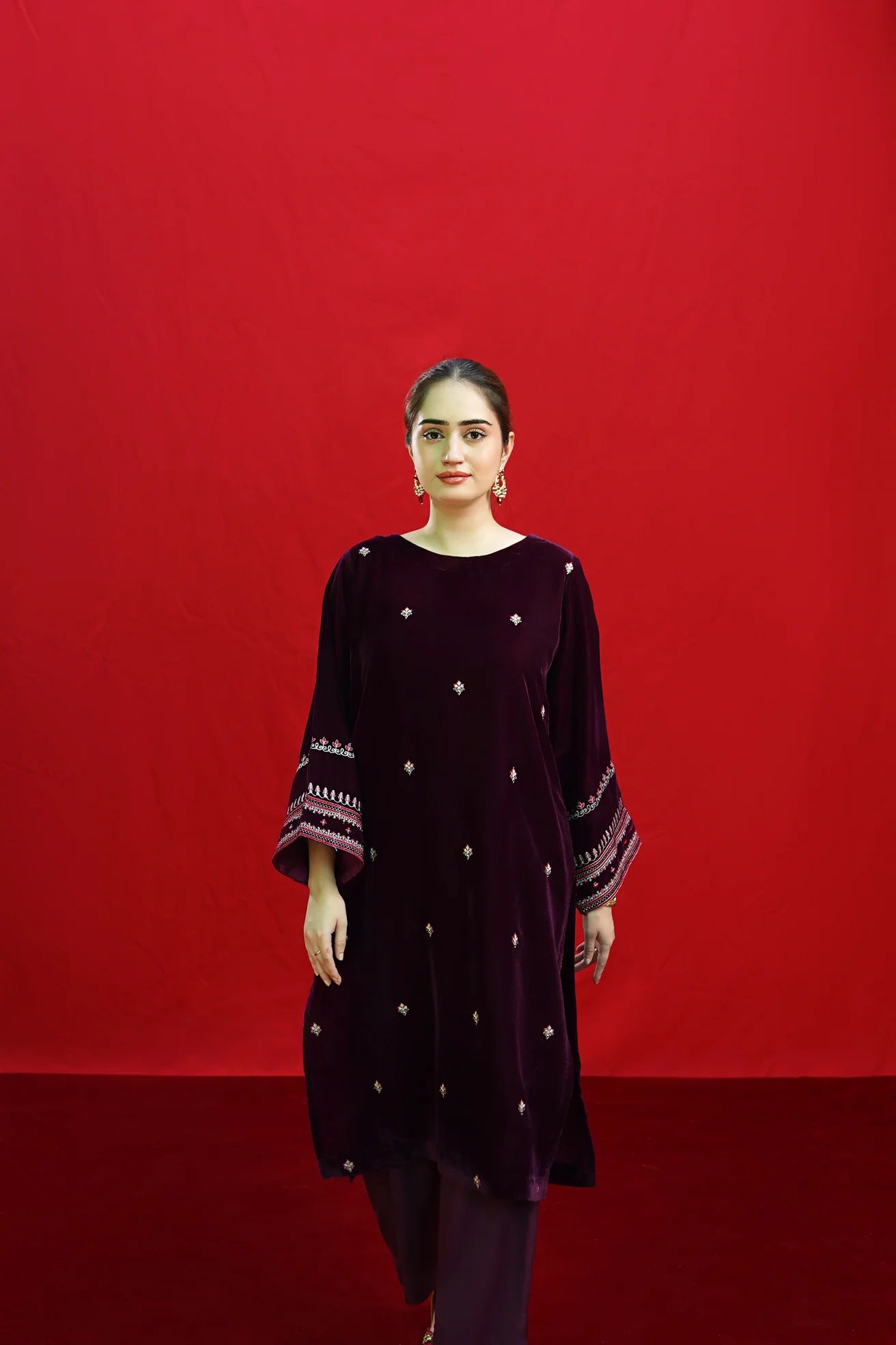 WINTER-2PC VELVET EMBROIDERED SHIRT WITH VELEVT EMBROIDERED SLEEVES-D-19-MICROO-9000