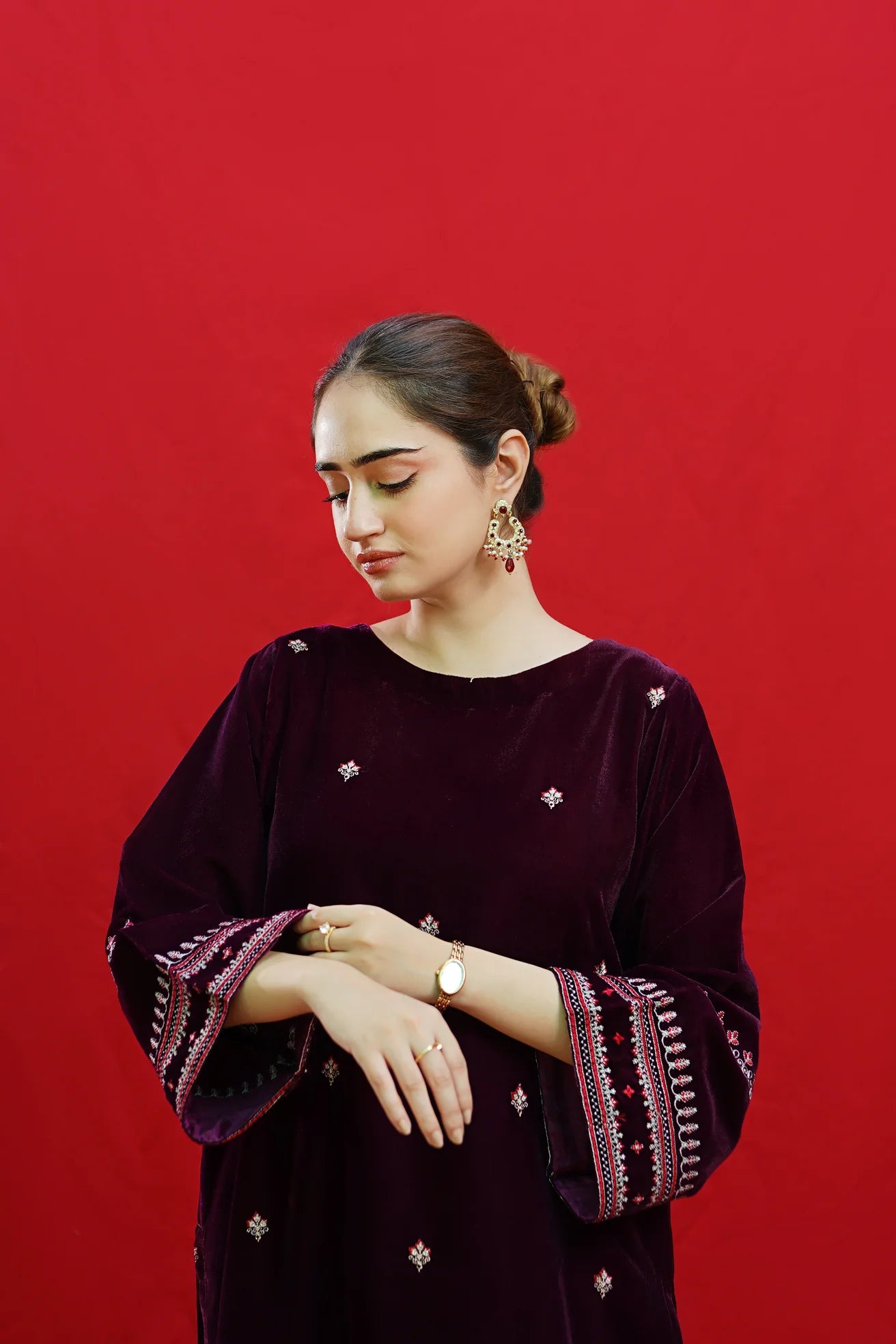 WINTER-2PC VELVET EMBROIDERED SHIRT WITH VELEVT EMBROIDERED SLEEVES-D-19-MICROO-9000