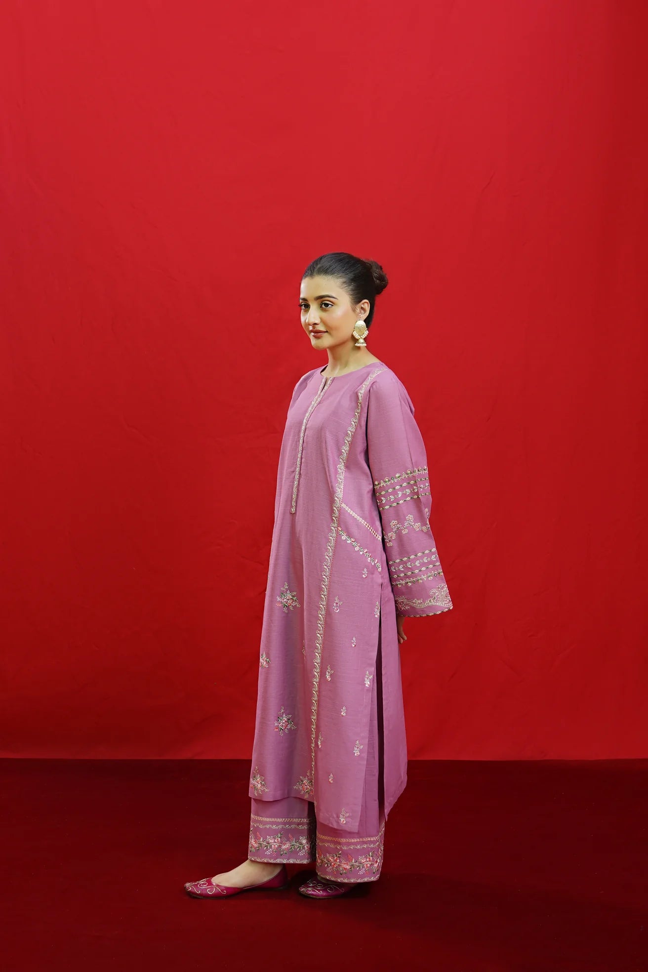 WINTER-3PC KHADDAR EMBROIDRED SHIRT WITH WOOL PRINTED SHAWL & EMB TROUSER-3383