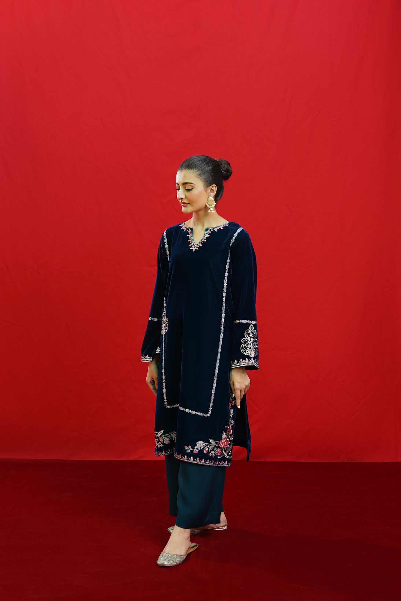 WINTER-2PC Velvet Heavy Embroidered Shirt With Velvet Embroidered Sleeves-D23