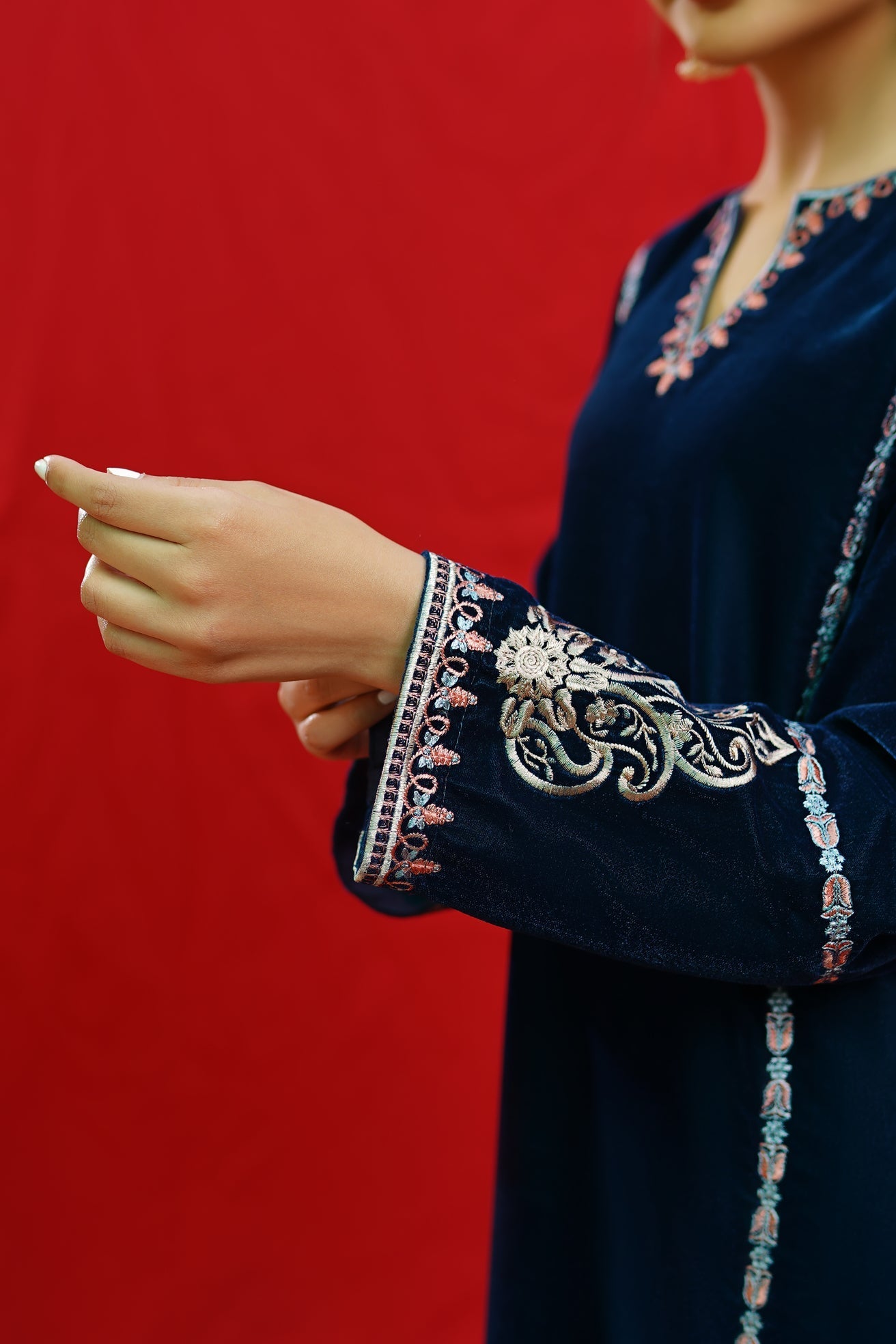 WINTER-2PC Velvet Heavy Embroidered Shirt With Velvet Embroidered Sleeves-D23