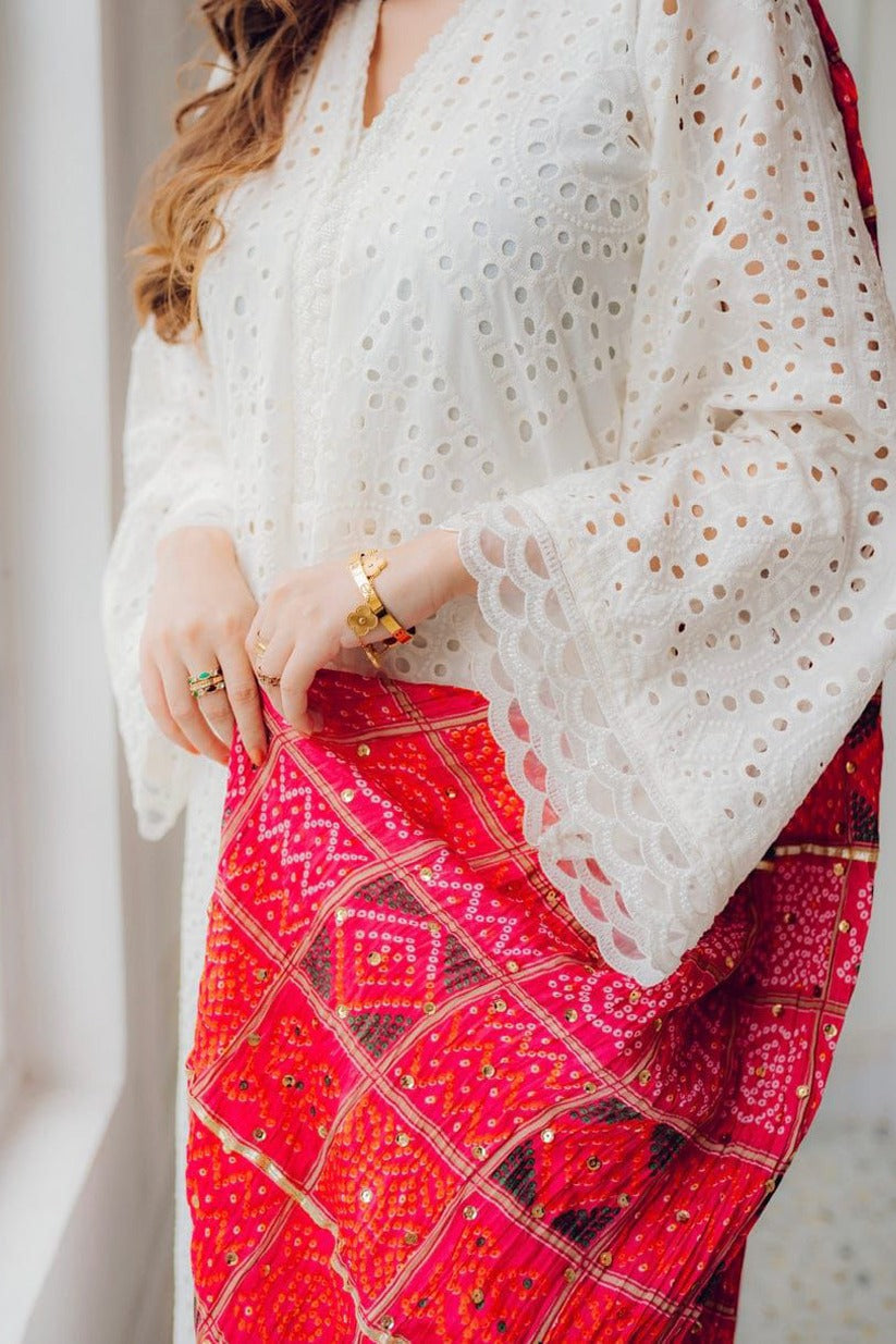 SUMMER-LAWN CHIKENKARI EMBROIDERED WITH CHUNRI PRINT DUPATTA & DUPATTA-4051