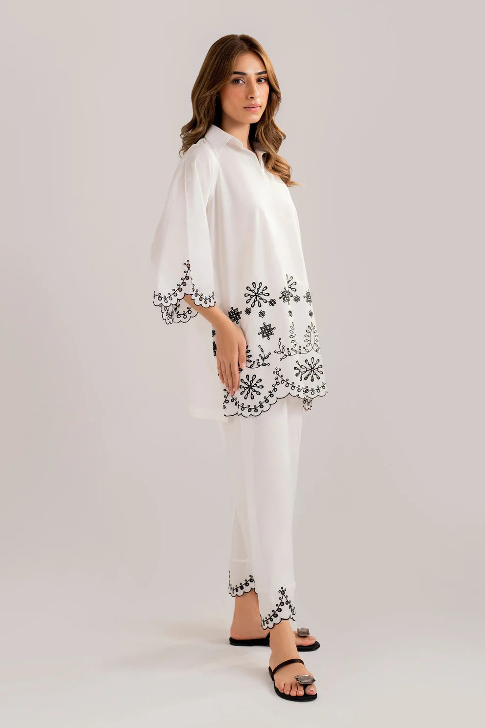 WINTER-2PC DHANAK EMBROIDERED SHIRT WITH DHANAK EMBROIDERED TROUSER -3303