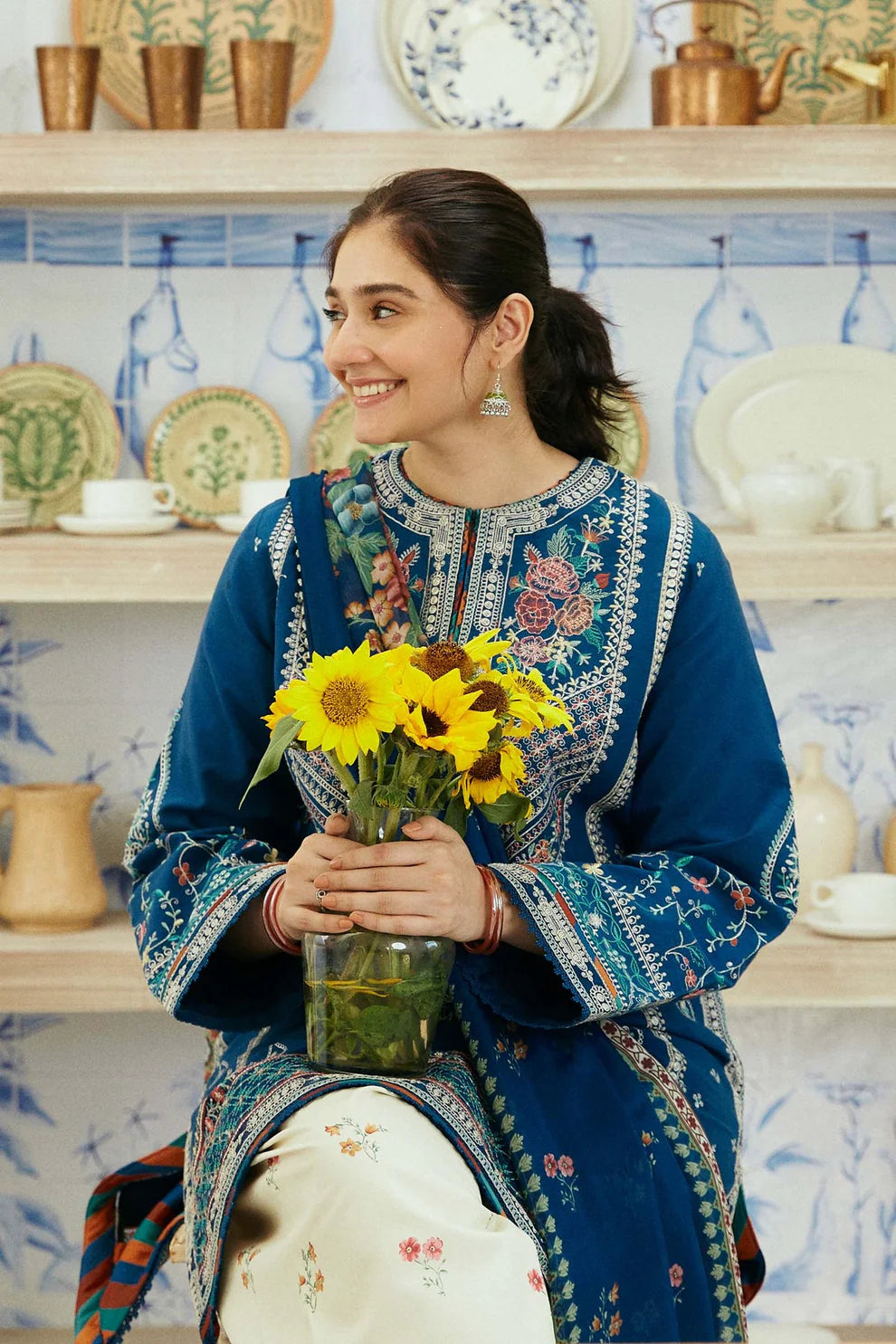 WINTER- 3PC DHANAK EMBROIDERED SHIRT WITH COUTRAI WOOL PRINT SHAWL & EMB TROUSER-4072
