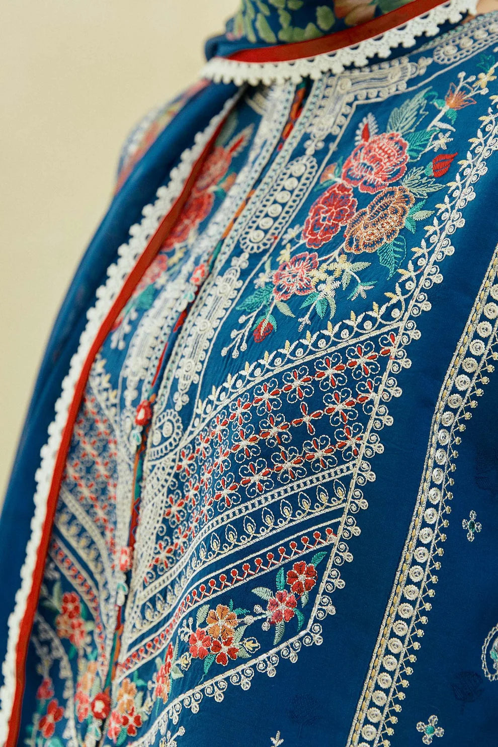 WINTER- 3PC DHANAK EMBROIDERED SHIRT WITH COUTRAI WOOL PRINT SHAWL & EMB TROUSER-4072