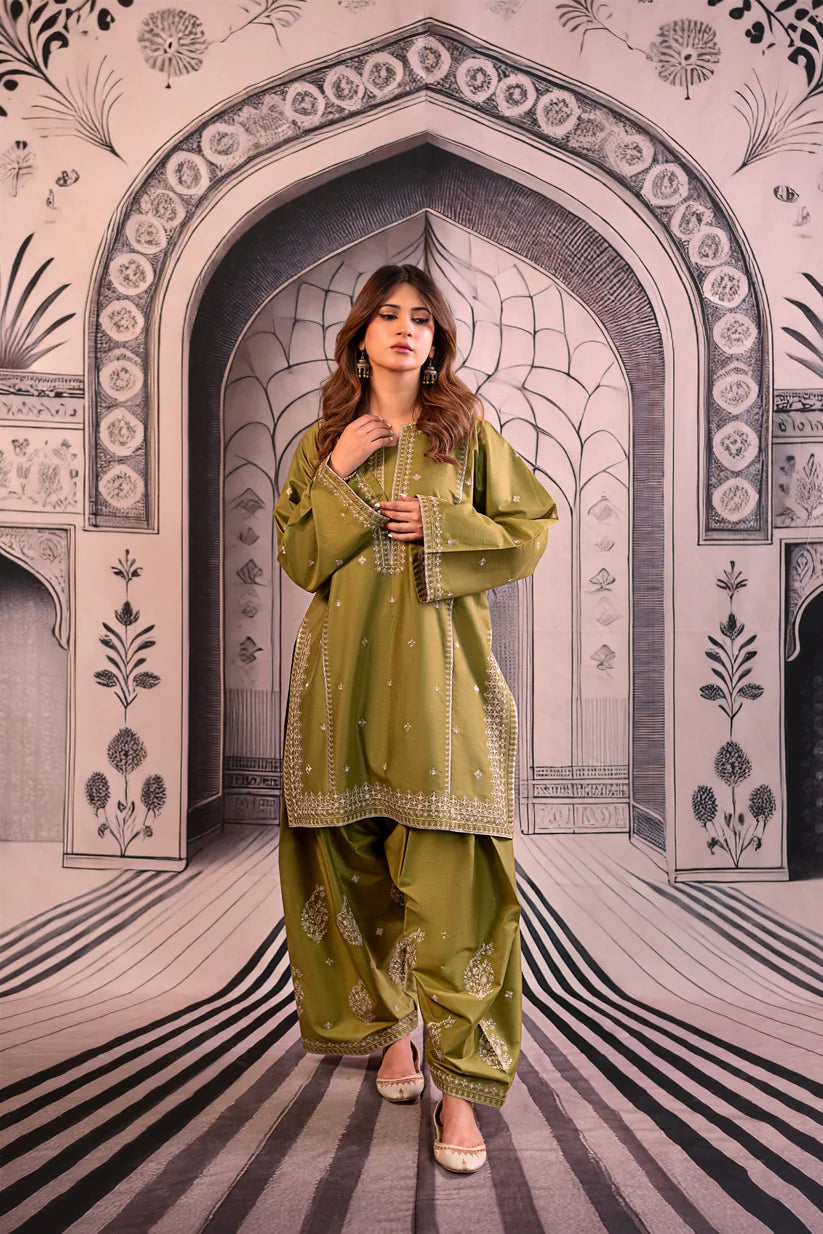 WINTER-3PC DHANAK EMBROIDERED SHIRT WITH COUTRAI PRINTED SHAWL & EMB TROUSER-4126