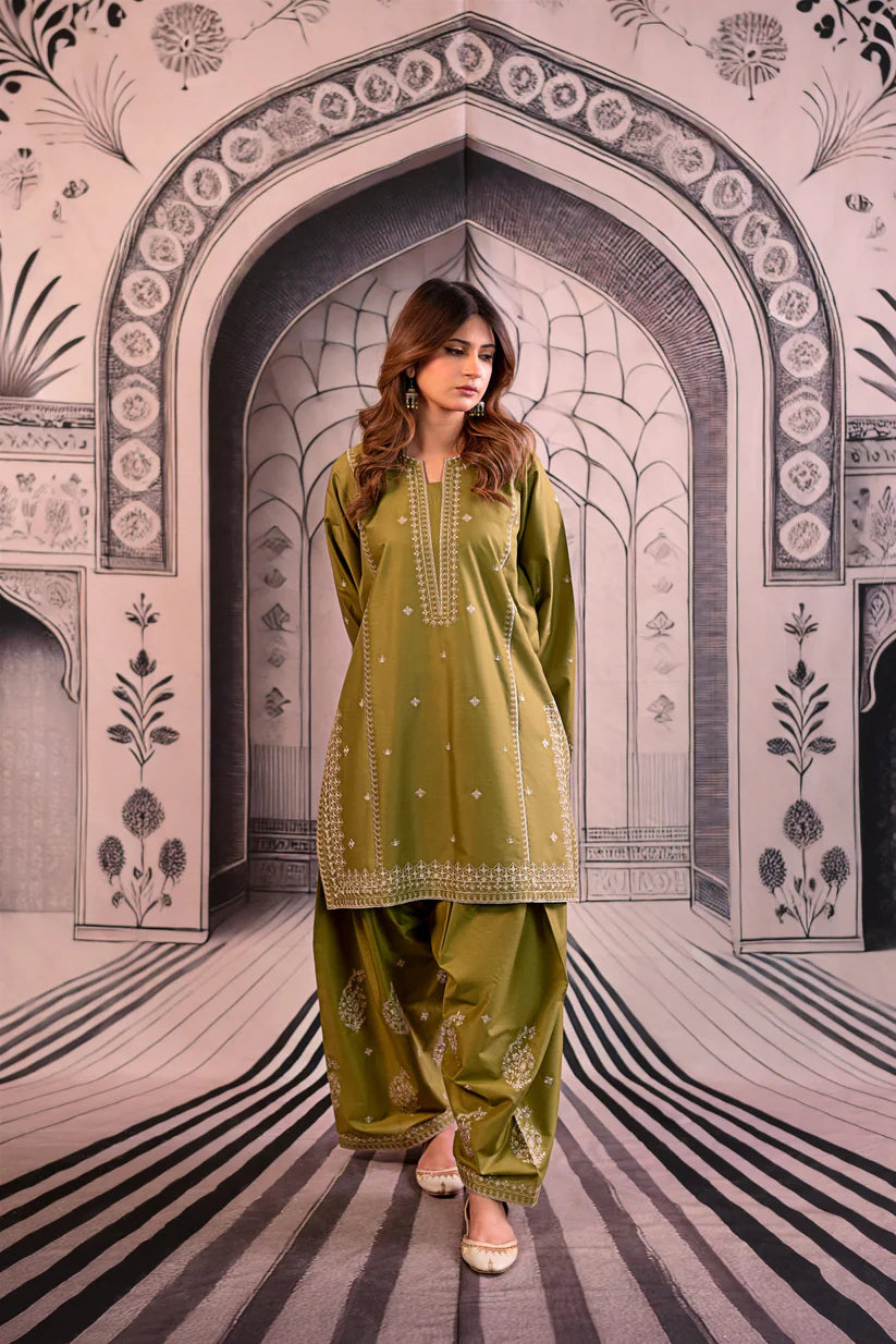 WINTER-3PC DHANAK EMBROIDERED SHIRT WITH COUTRAI PRINTED SHAWL & EMB TROUSER-4126