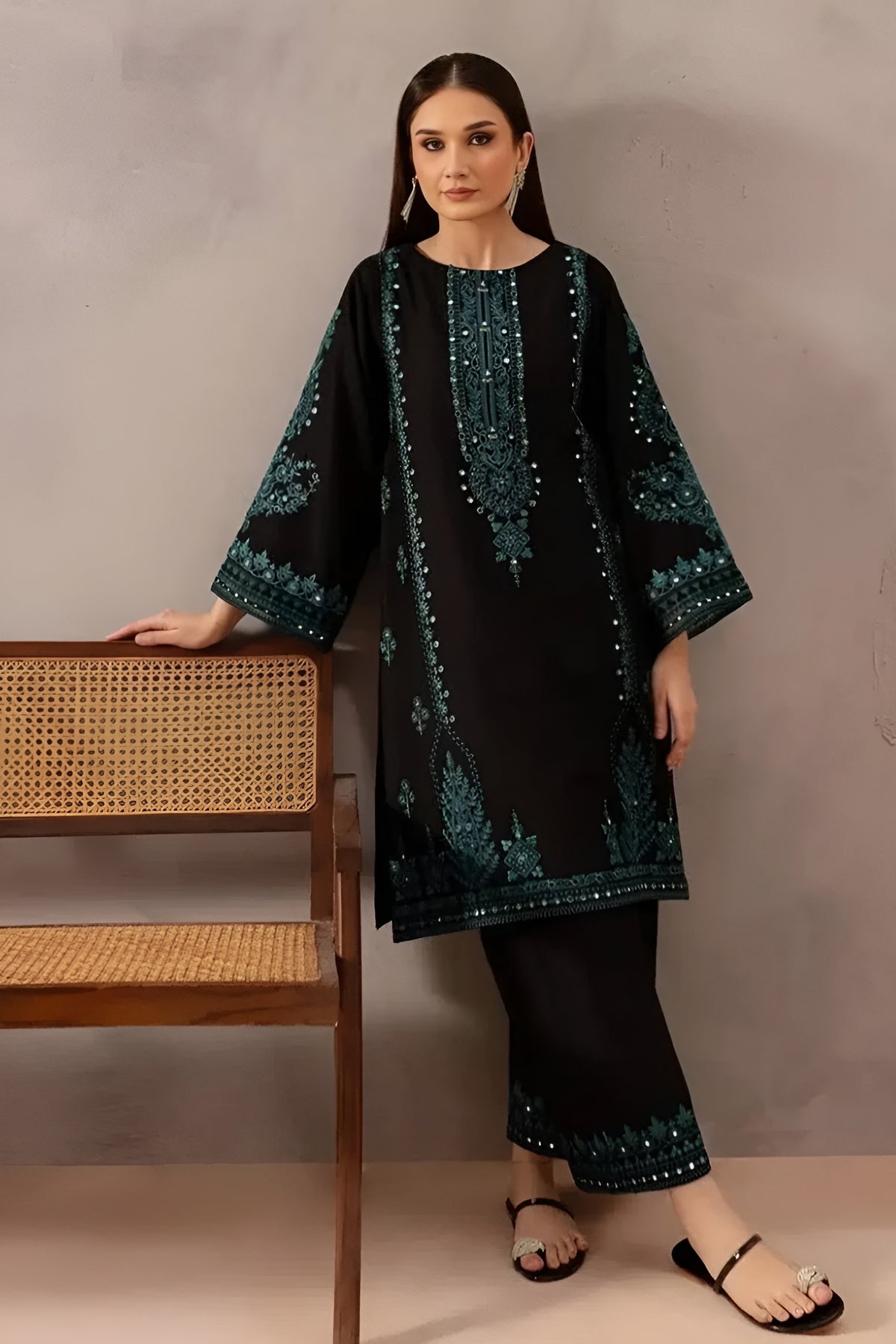WINTER-2PIECE DHANAK EMBROIDERED SHIRT WITH DHANAK EMB TROUSER-15023