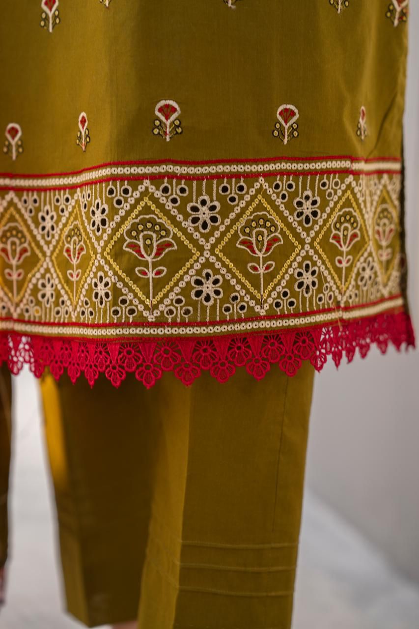 SUMMER-3PC LAWN EMBROIDERED SHIRT WITH LAWN EMBROIDERED READY TO WEAR DUPATTA-G01