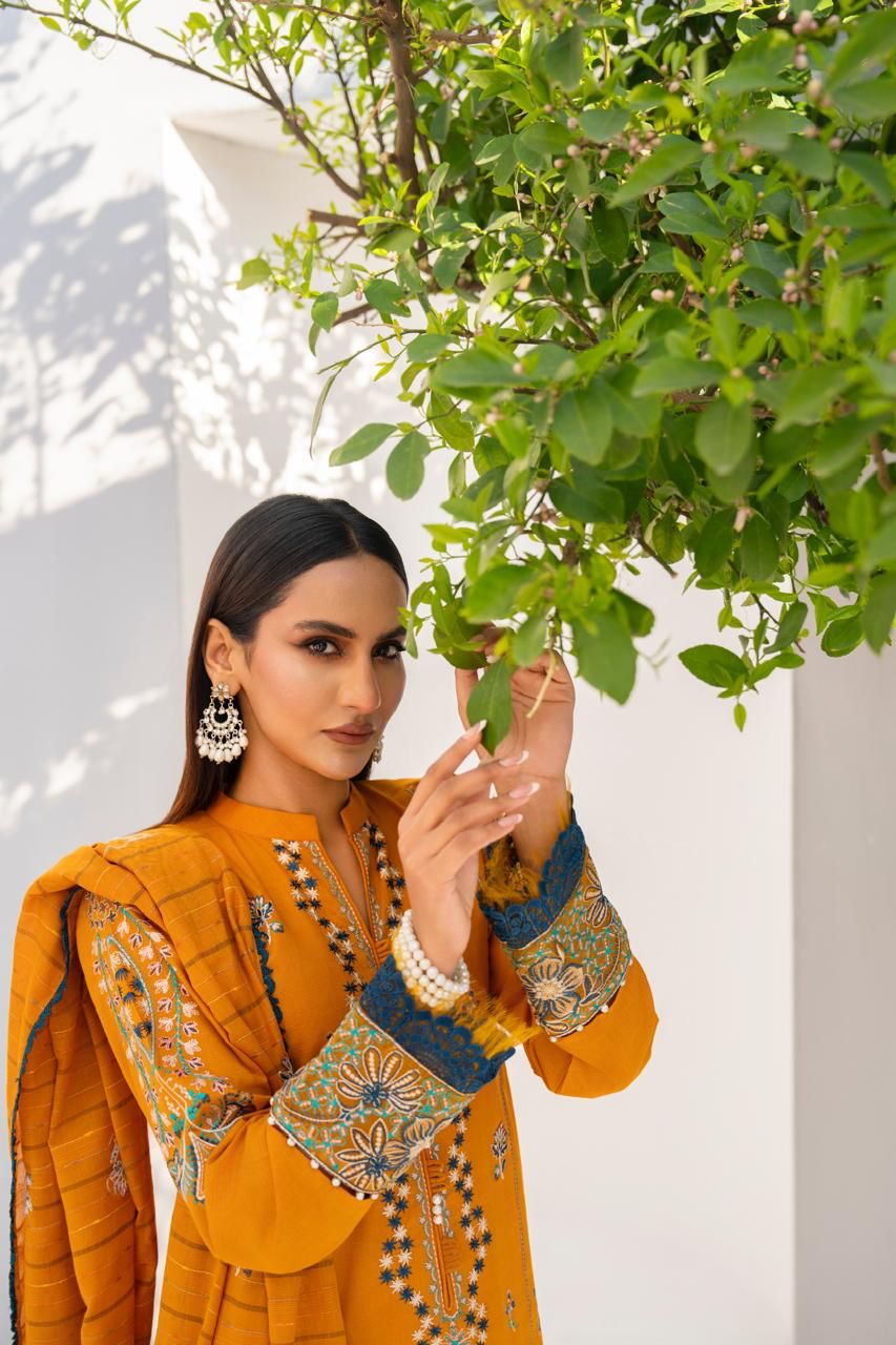 SUMMER-3PC LAWN EMBROIDERED SHIRT WITH LAWN EMBROIDERED READY TO WEAR DUPATTA-05
