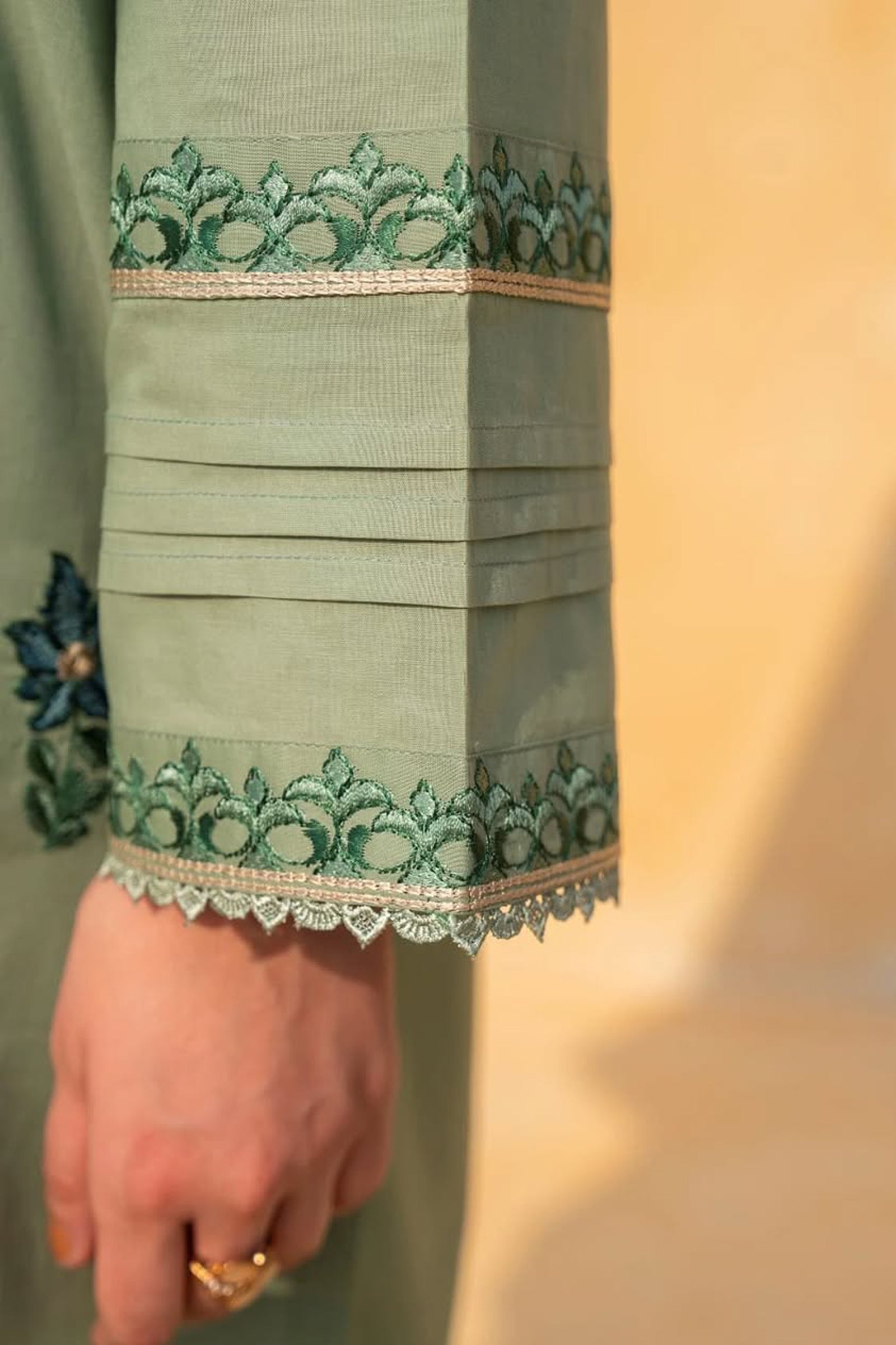 SUMMER-3PC LAWN EMBROIDERED SHIRT WITH CHIFFON EMBROIDERED DUPATTA AND TROUSER-